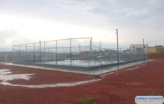 Chuva-em-Guaxupé-causa-danos-leves-