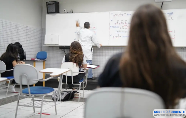 Guaxupé-recebe-aula-inaugural-do-Núcleo-de-Empreendedorismo-Juvenil-(NEJ)-em-setembro