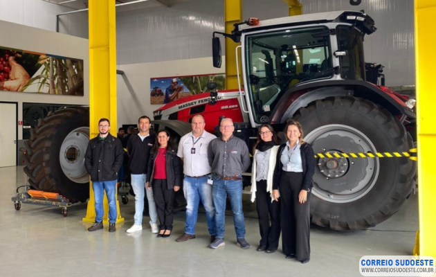 Parceria-garante-formação-gratuita-em-máquinas-agrícolas-com-alta-tecnologia-para-jovens-da-região-de-Mococa