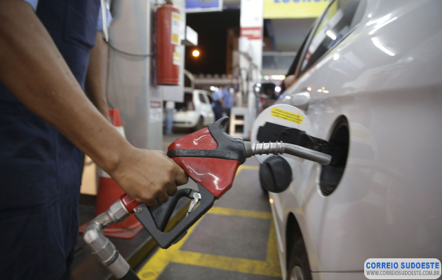 Pedir-CPF-na-nota-fiscal-ao-abastecer-pode-render-prêmio-de-R$-50-mil-e-ajudar-a-combater-fraudes-nos-postos