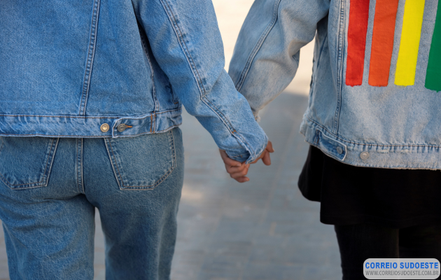 Mulheres-trans-também-têm-próstata:-médico-reforça-cuidados-e-prevenção-durante-o-Novembro-Azul