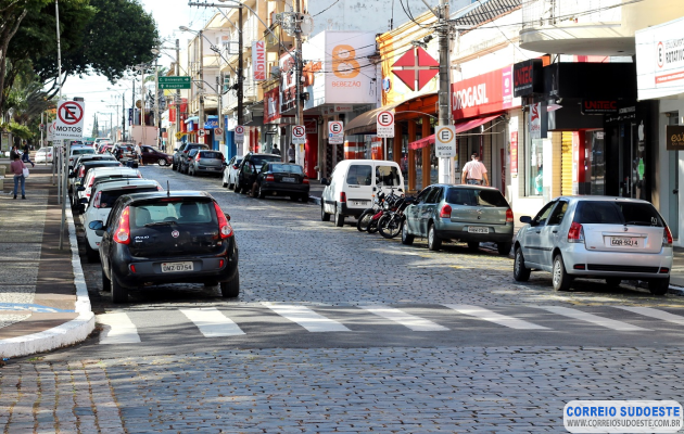 Dimutran-notifica-infratores-de-trânsito-na-cidade