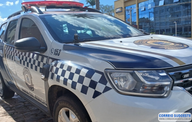 Condutor-inabilitado-é-flagrado-em-fuga-em-Guaxupé