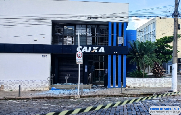 Agência-da-Caixa-em-Guaxupé-não-tem-data-para-reabertura